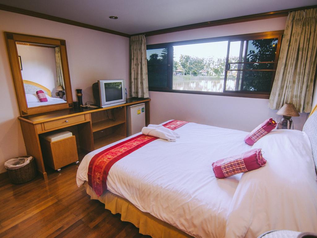 Tanita Lagoon Resort Udon Thani Kamer foto