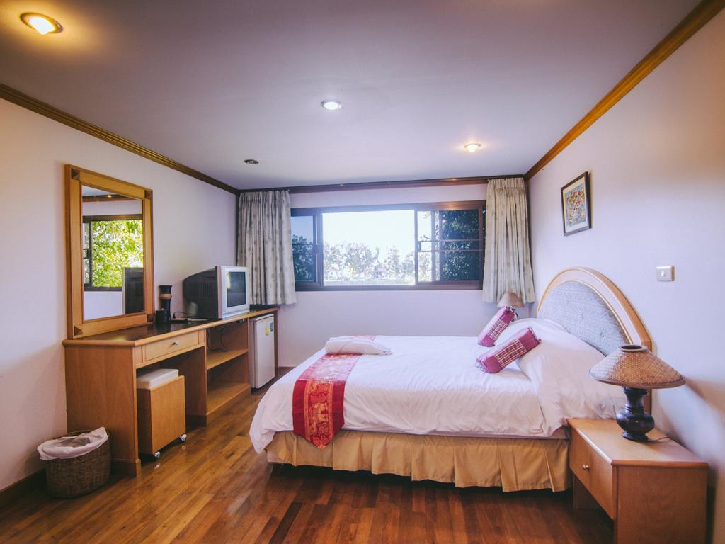 Tanita Lagoon Resort Udon Thani Kamer foto