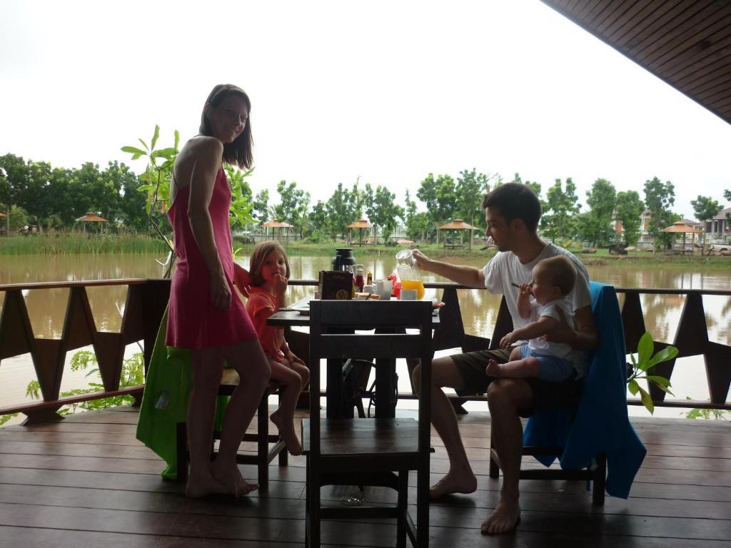 Tanita Lagoon Resort Udon Thani Kamer foto